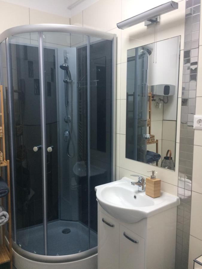 Magnolia Apartman Apartment Sopron Bagian luar foto